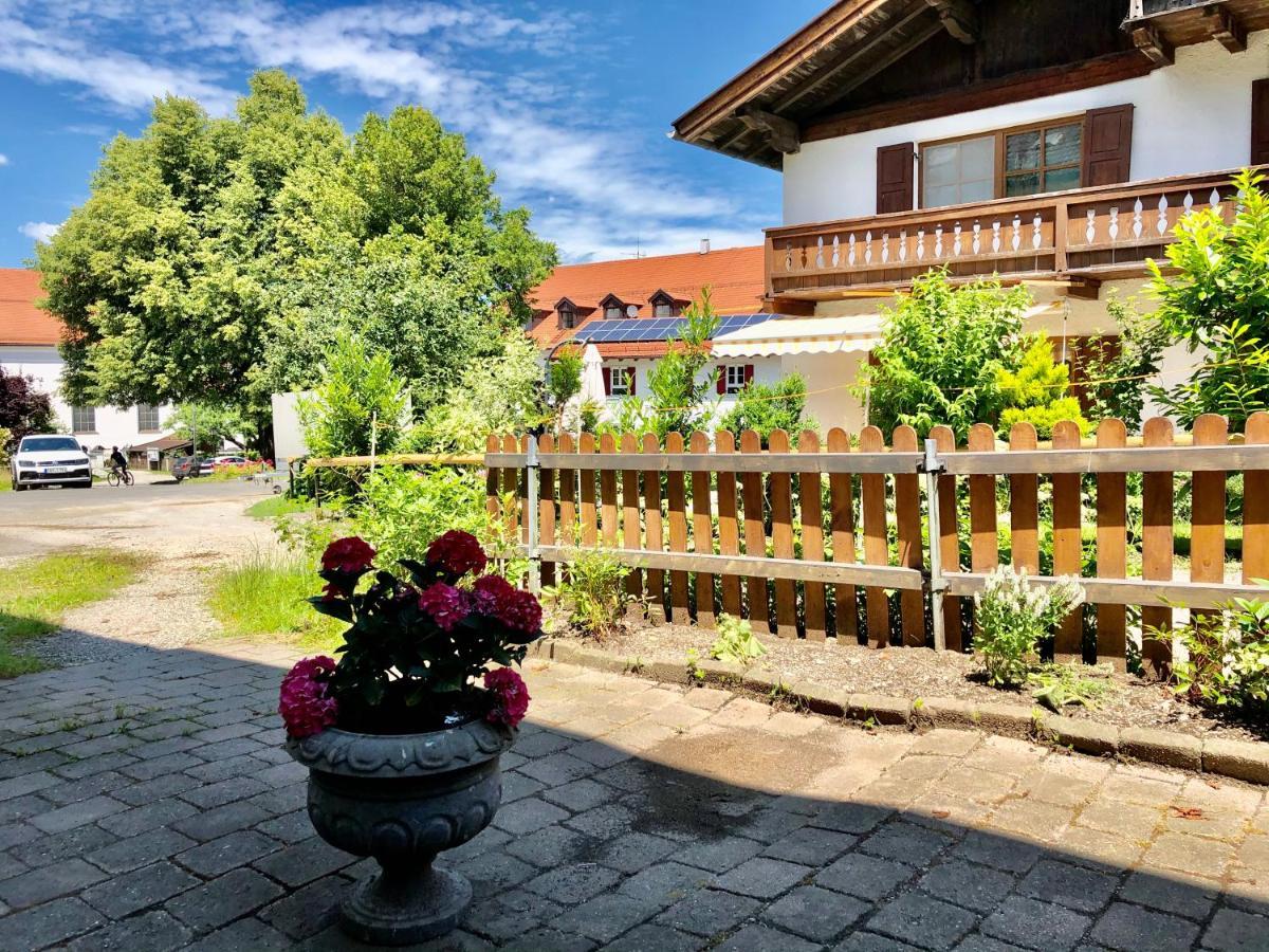 Im Herzen Von Ohlstadt Und Am Fusse Des Heimgartens Buitenkant foto